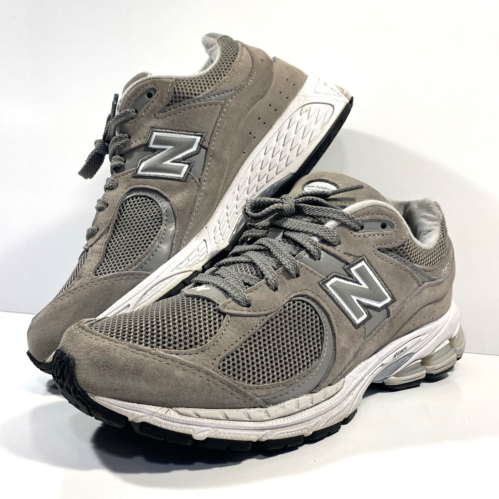New Balance 2002R Mens Size 9.5 - Gray / M2002RJM / Running Shoes Sneakers